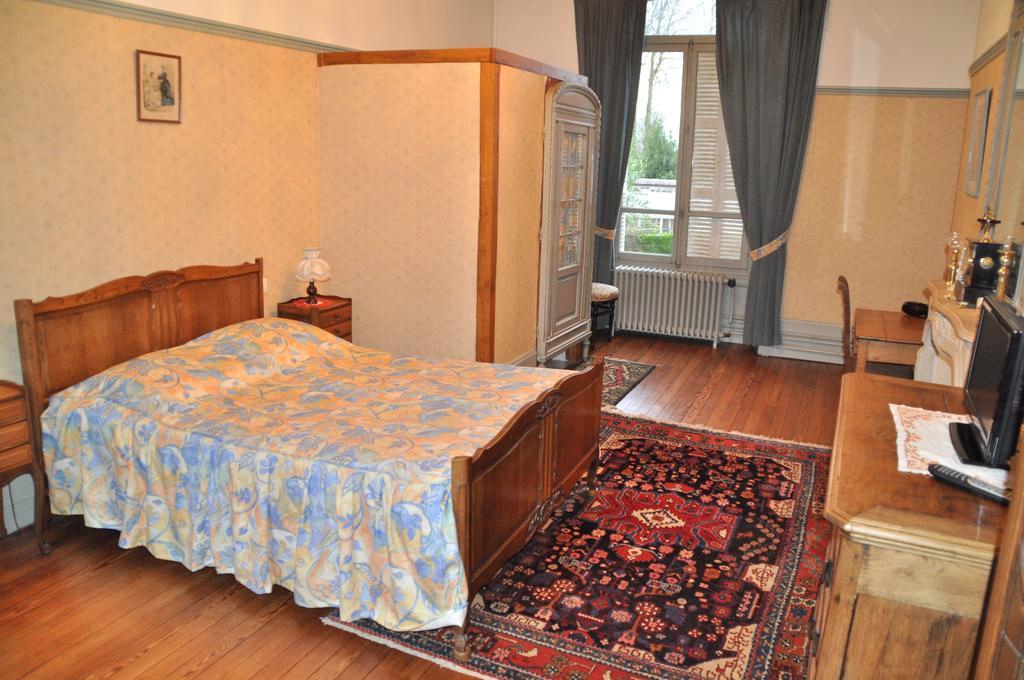 Chambres d'Hôtes Le Manoir d'Esneval Criquetot-lʼEsneval Quarto foto